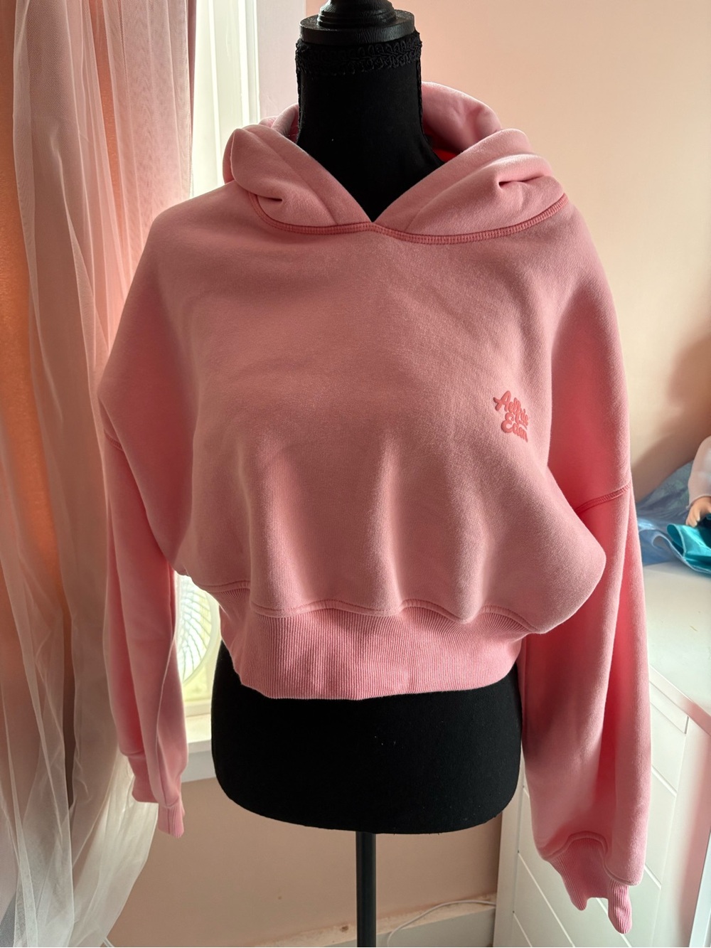 Aelfric Eden Souffle Cropped Pink Cloud Hoodie Set Women's Size Large